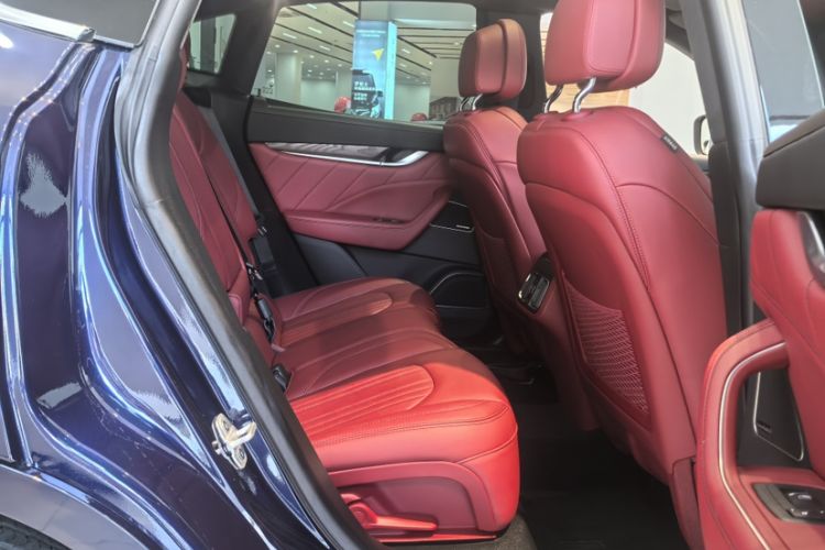 Used Maserati Levante 2021 3.0T Luxury Edition Interior 7