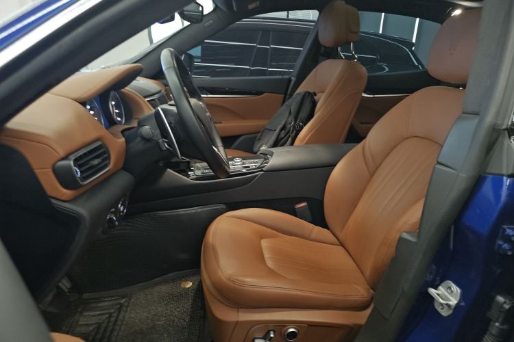 Used Maserati Levante 2021 3.0T Standard Edition Left Front Seat