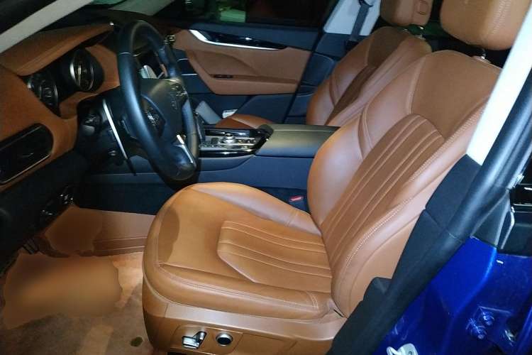 Used Maserati Levante 2021 3.0T Standard Edition Left Front Seat