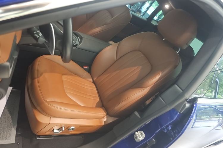Used Maserati Levante 2021 3.0T Standard Edition Left Front Seat