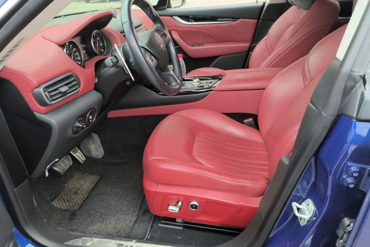 Used Maserati Levante 2021 3.0T Standard Edition Left Front Seat