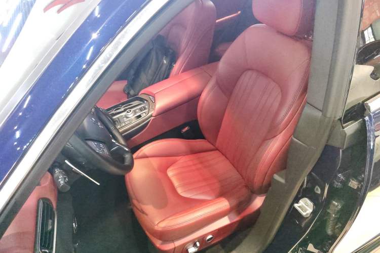 Used Maserati Levante 2021 3.0T Standard Edition Left Front Seat