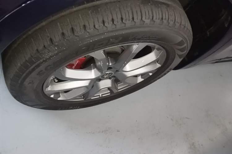 Used Maserati Levante 2021 3.0T Standard Edition Left Front Wheel Hub