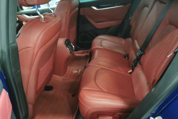 Used Maserati Levante 2021 3.0T Standard Edition Left Rear Seat
