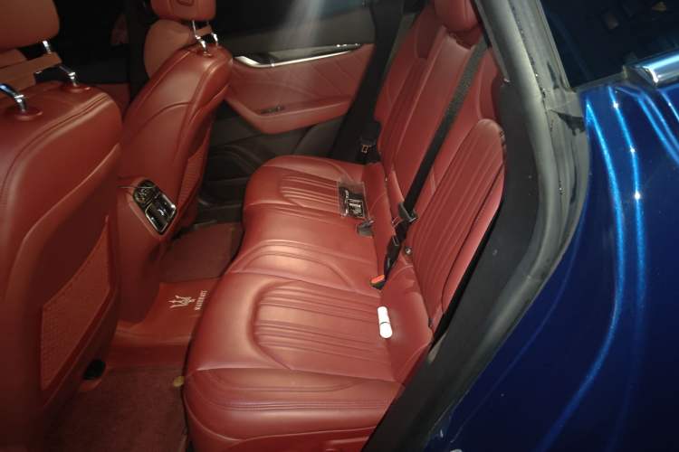 Used Maserati Levante 2021 3.0T Standard Edition Left Rear Seat