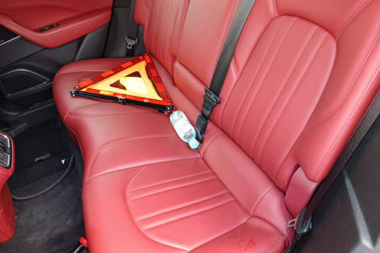 Used Maserati Levante 2021 3.0T Standard Edition Left Rear Seat