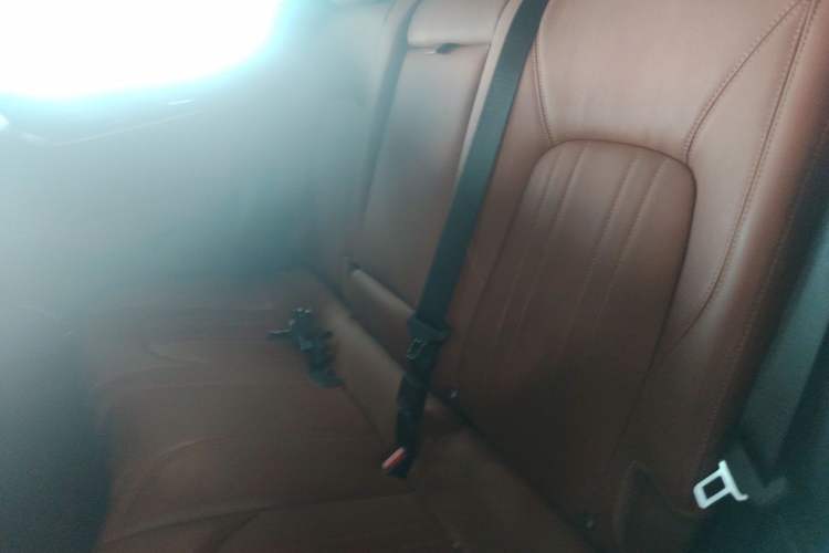 Used Maserati Levante 2021 3.0T Standard Edition Left Rear Seat