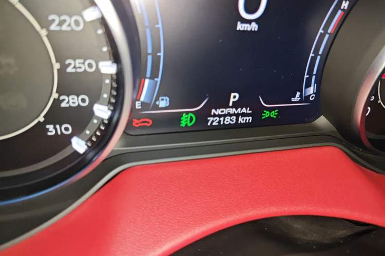 Used Maserati Levante 2021 3.0T Luxury Edition Odometer Close Up