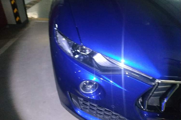 Used Maserati Levante 2021 3.0T Standard Edition Right Front Headlight