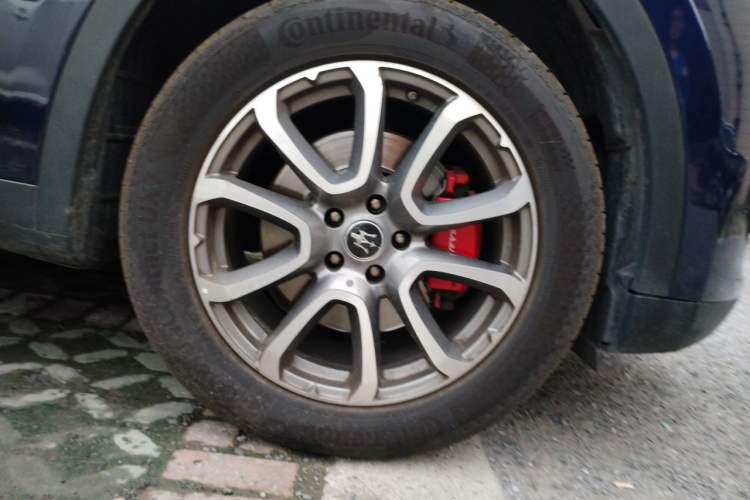 Used Maserati Levante 2021 3.0T Standard Edition Right Front Wheel Hub
