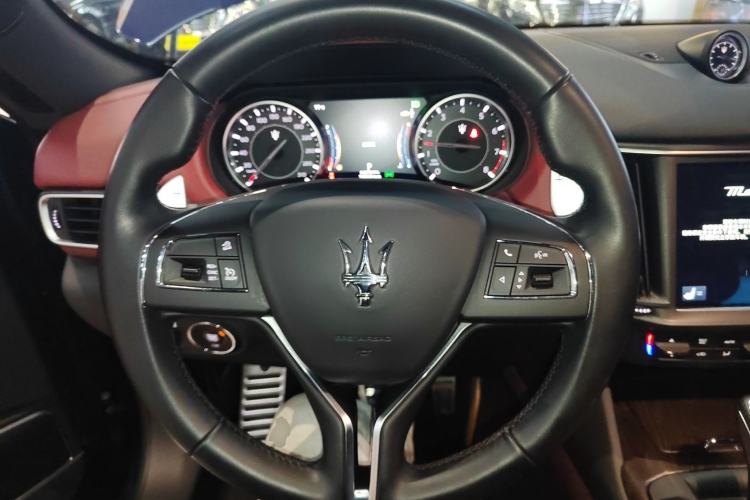 Used Maserati Levante 2021 3.0T Standard Edition Steering Wheel