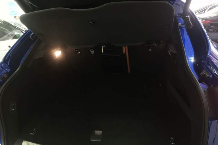Used Maserati Levante 2021 3.0T Standard Edition Trunk