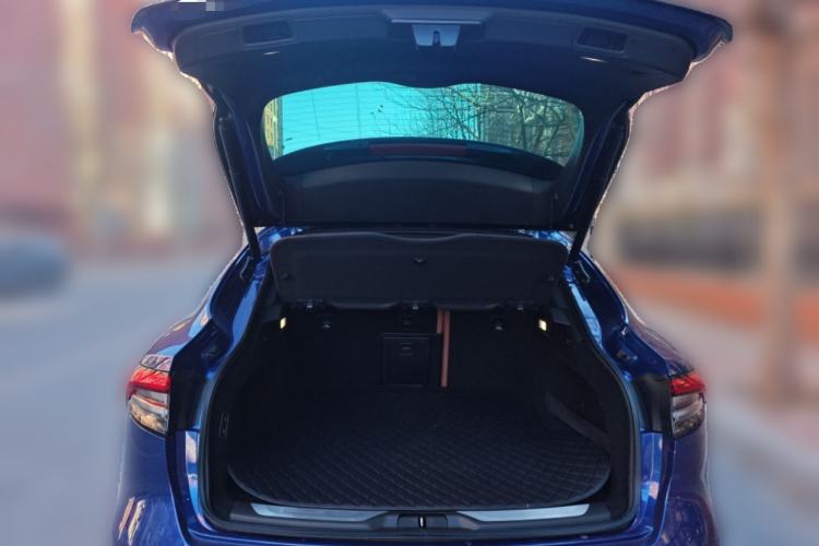 Used Maserati Levante 2021 3.0T Standard Edition Trunk