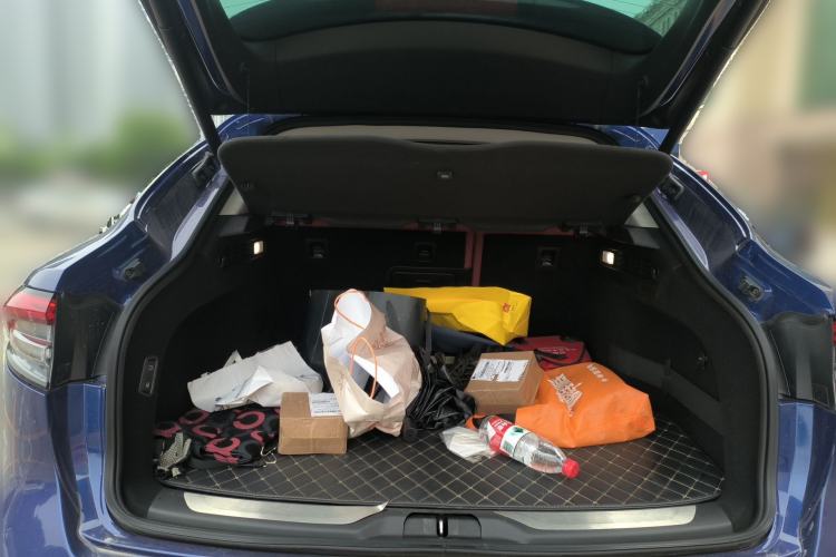 Used Maserati Levante 2021 3.0T Standard Edition Trunk