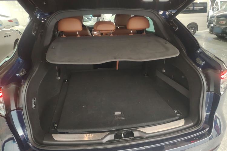 Used Maserati Levante 2021 3.0T Standard Edition Trunk