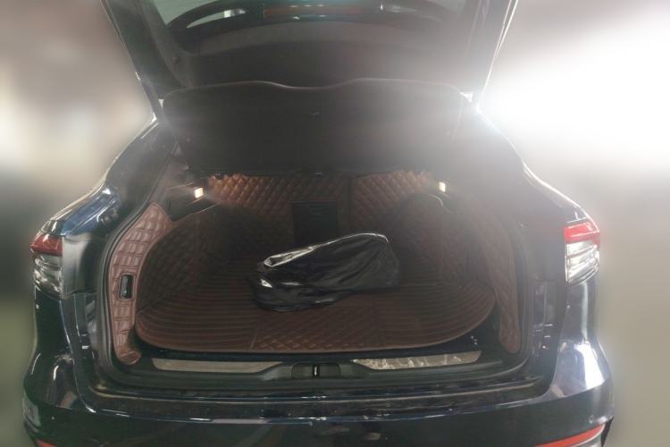 Used Maserati Levante 2021 3.0T Standard Edition Trunk