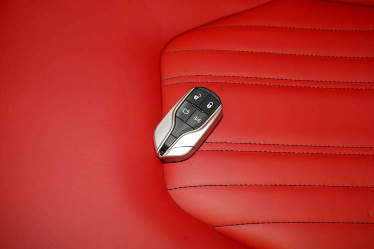 Used Maserati Levante 2021 3.0T Standard Edition Vehicle Key