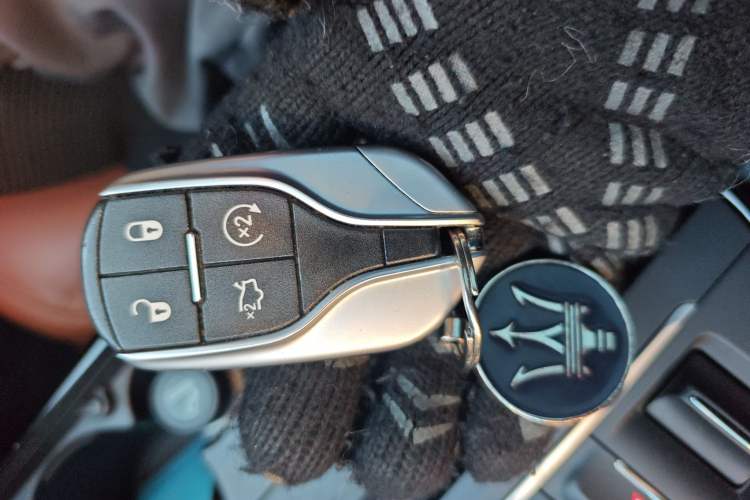 Used Maserati Levante 2021 3.0T Standard Edition Vehicle Key