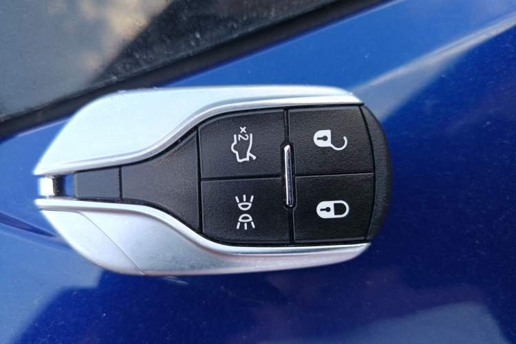 Used Maserati Levante 2021 3.0T Standard Edition Vehicle Key
