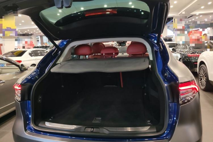 Used Maserati Levante 2021 3.0T Standard Edition Trunk