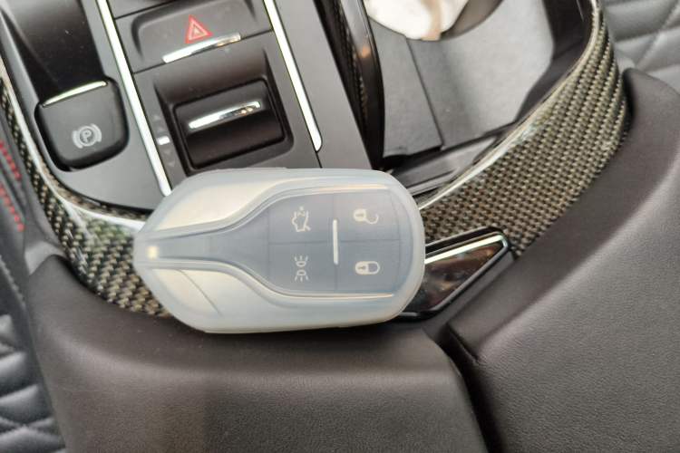 Used Maserati Levante 2021 3.8T Trofeo Vehicle Key