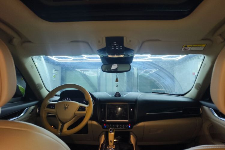 Used Maserati Levante 2021 3.0T Standard Edition Headliner
