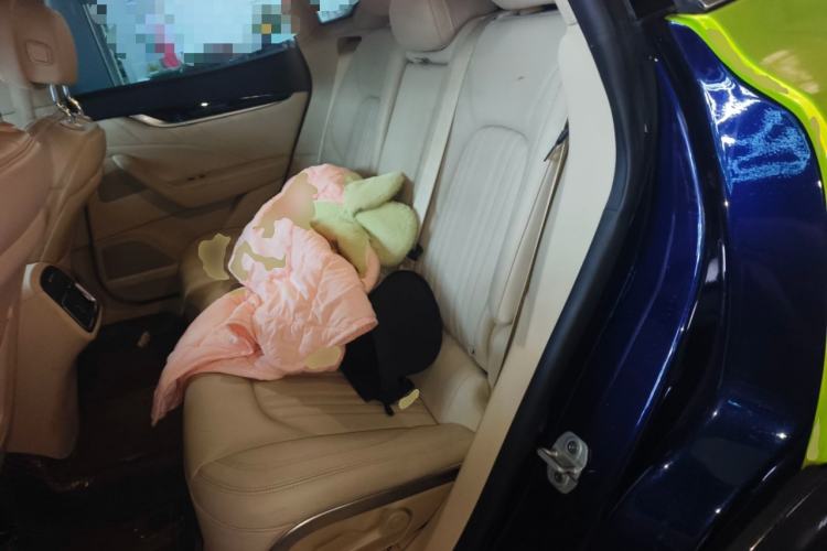 Used Maserati Levante 2021 3.0T Standard Edition Left Rear Seat