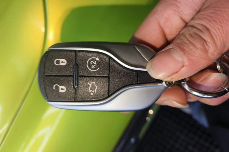 Used Maserati Levante 2021 3.0T Standard Edition Vehicle Key