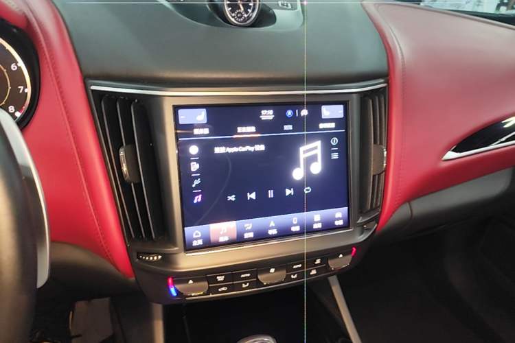 Used Maserati Levante 2021 3.0T Standard Edition Audio And AC Panel