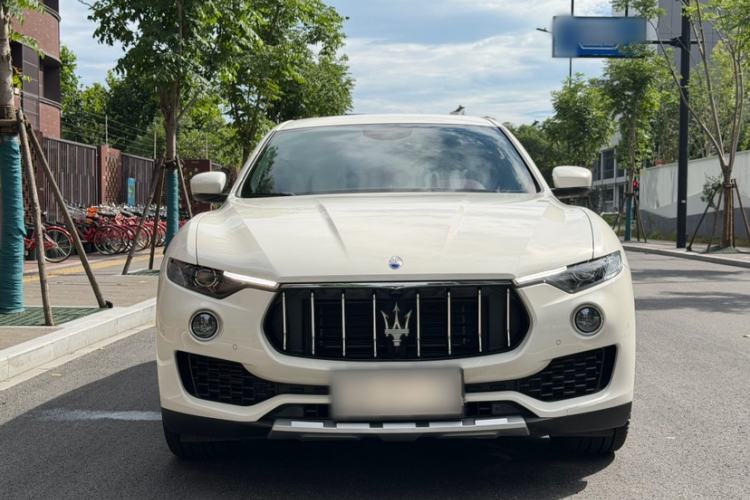 Used Maserati Levante 2021 3.0T Standard Edition Exterior 2
