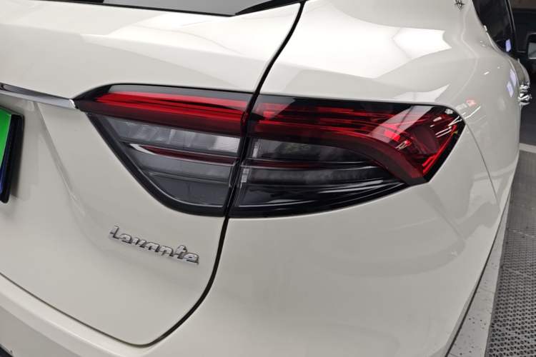 Used Maserati Levante 2021 3.0T Standard Edition Exterior 3