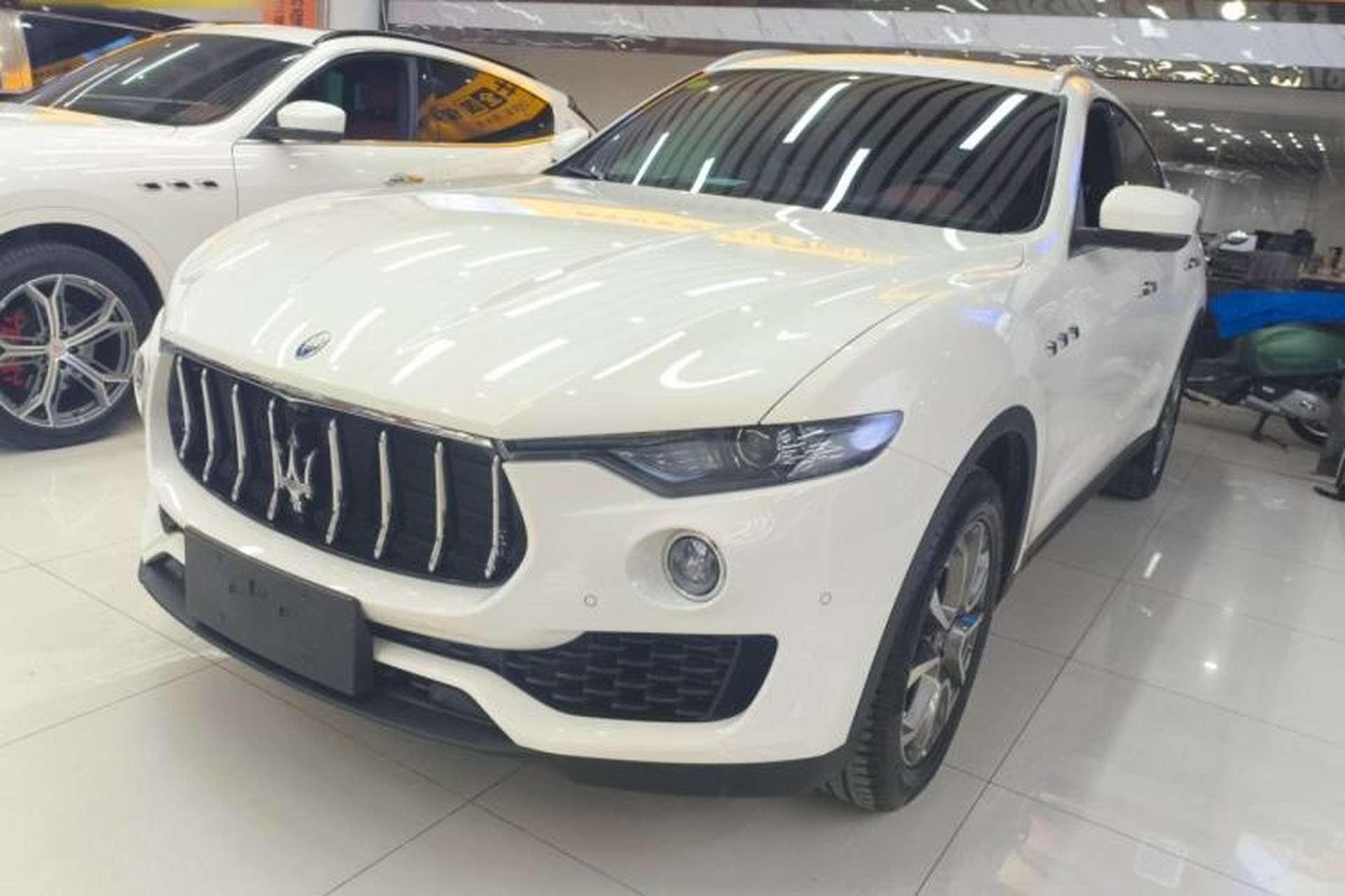 Used Maserati Levante 2021 3.0T Standard Edition Front Left 45 Deg