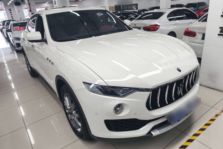 Used Maserati Levante 2021 3.0T Standard Edition Front Right 45 Deg