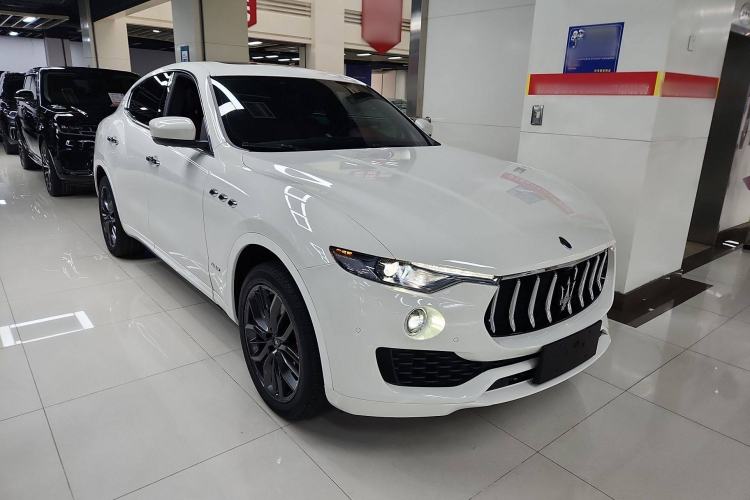 Used Maserati Levante 2021 3.0T Standard Edition Front Right 45 Deg
