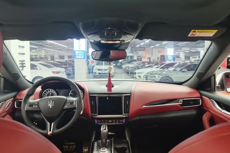 Used Maserati Levante 2021 3.0T Standard Edition Headliner