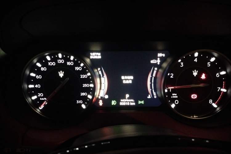Used Maserati Levante 2021 3.0T Standard Edition Instrument Cluster