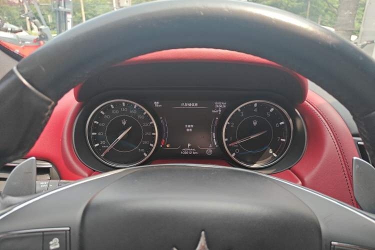 Used Maserati Levante 2021 3.0T Standard Edition Instrument Cluster