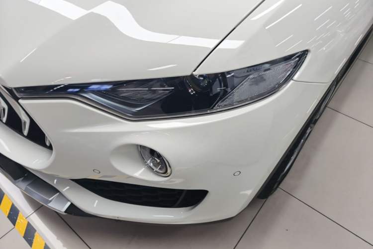 Used Maserati Levante 2021 3.0T Standard Edition Left Front Headlight