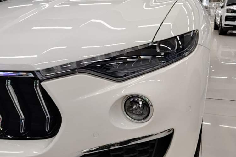 Used Maserati Levante 2021 3.0T Luxury Edition Left Front Headlight