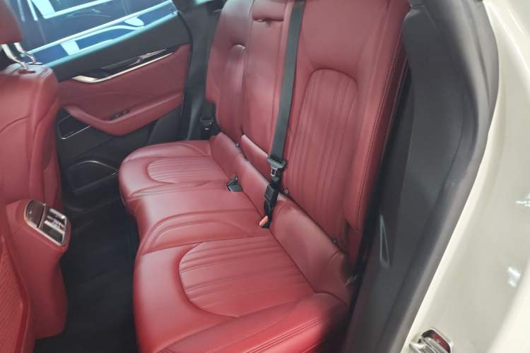 Used Maserati Levante 2021 3.0T Standard Edition Left Rear Seat