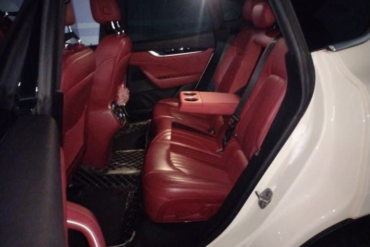 Used Maserati Levante 2021 3.0T Standard Edition Left Rear Seat