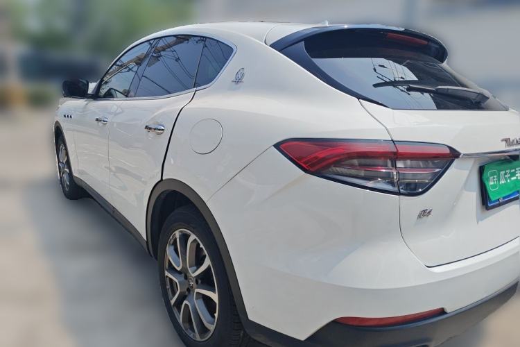 Used Maserati Levante 2021 3.0T Standard Edition Rear Left 45 Deg