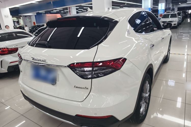 Used Maserati Levante 2021 3.0T Standard Edition Rear Right 45 Deg