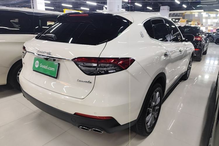 Used Maserati Levante 2021 3.0T Standard Edition Rear Right 45 Deg
