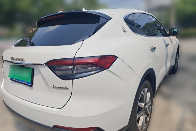 Used Maserati Levante 2021 3.0T Standard Edition Rear Right 45 Deg