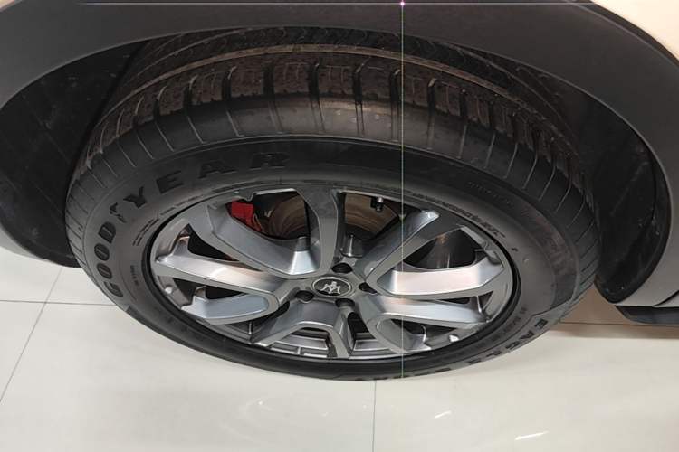 Used Maserati Levante 2021 3.0T Standard Edition Right Rear Wheel Hub