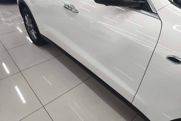 Used Maserati Levante 2021 3.0T Standard Edition Right Side Sill