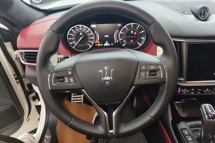 Used Maserati Levante 2021 3.0T Standard Edition Steering Wheel