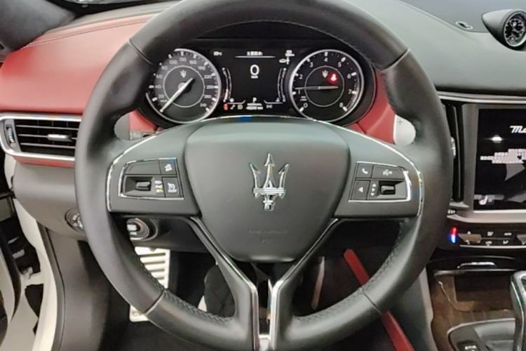 Used Maserati Levante 2021 3.0T Luxury Edition Steering Wheel