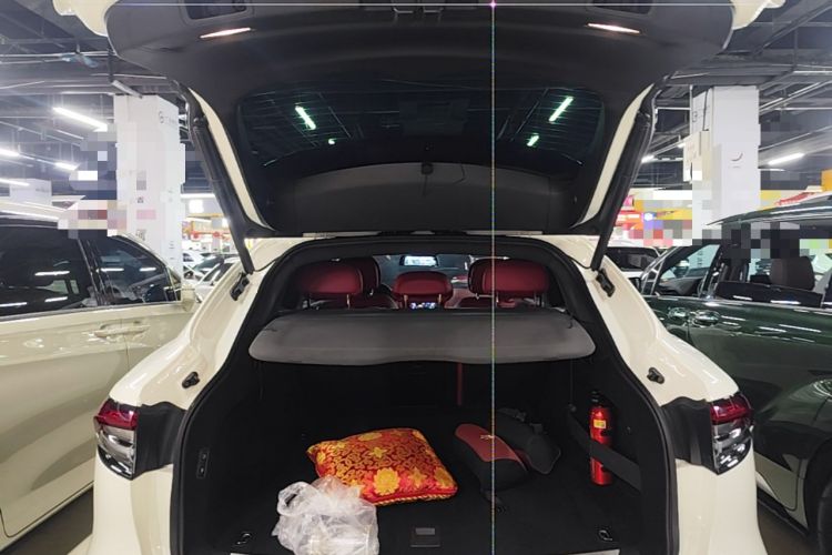 Used Maserati Levante 2021 3.0T Standard Edition Trunk